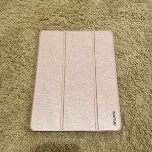 Pink infiland case for iPad Air 3rd gen 2019 (like new!)